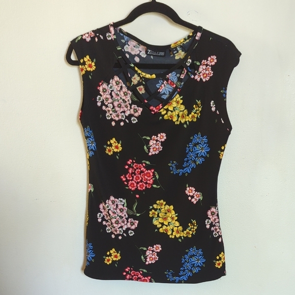 New York & Co. Black Floral Cap Sleeve Top Business Casual Summer women's size S - Picture 1 of 5